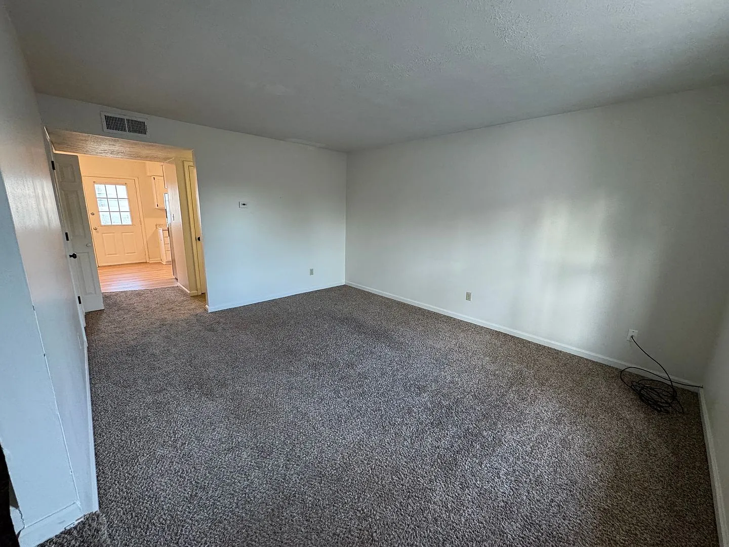 107 Grogan Circle — Photo 3