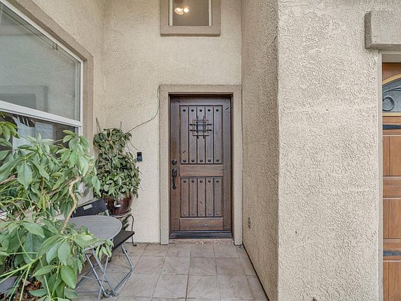 5th image of 3823 Broadland St