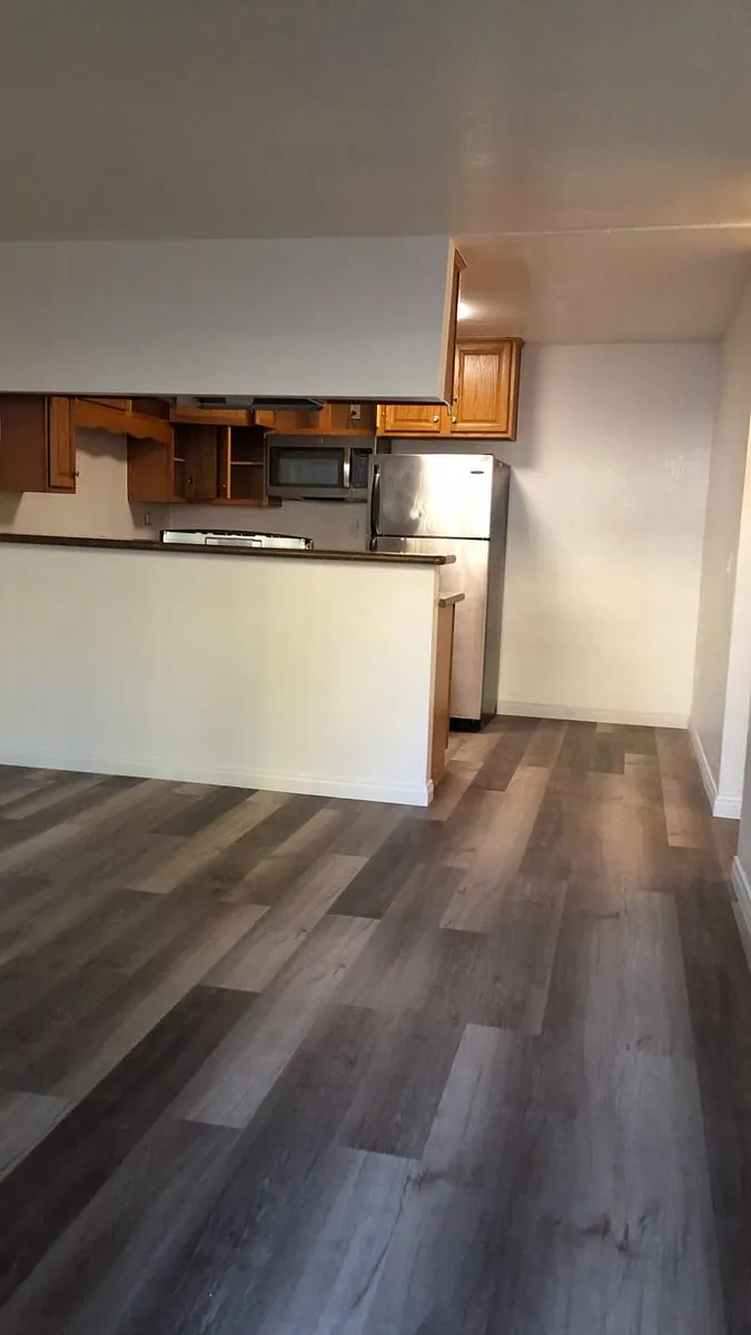 Building Photo - 1681 Bayview Heights Dr #31