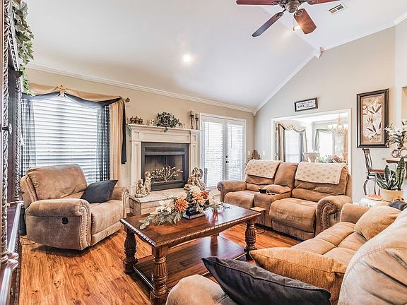2nd image of 11100 Wildwood Way
