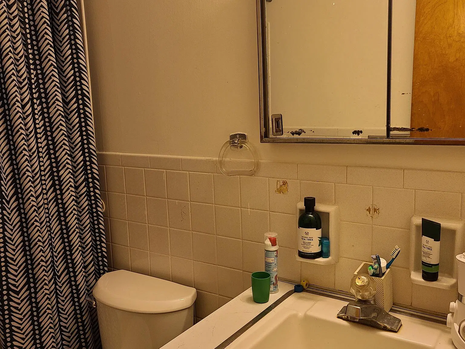 3 bed, 1200 sqft, $1,400 — Photo 2