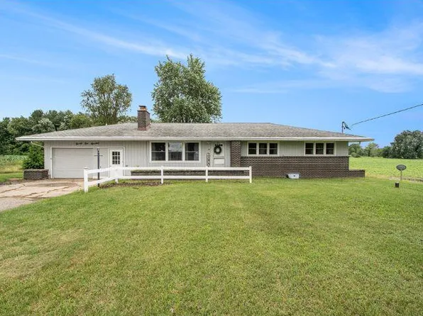 9100 E Brown Rd, Lake Odessa, MI 48849