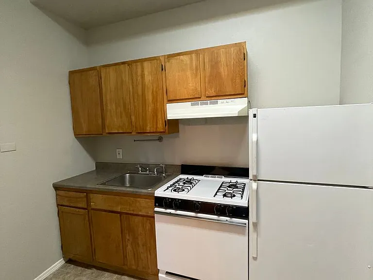 624 N Weber St. — Photo 11