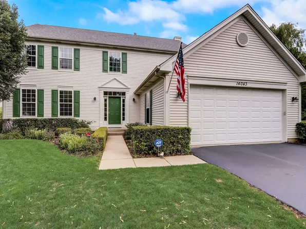 14043 Edgewater Ct, Libertyville, IL 60048