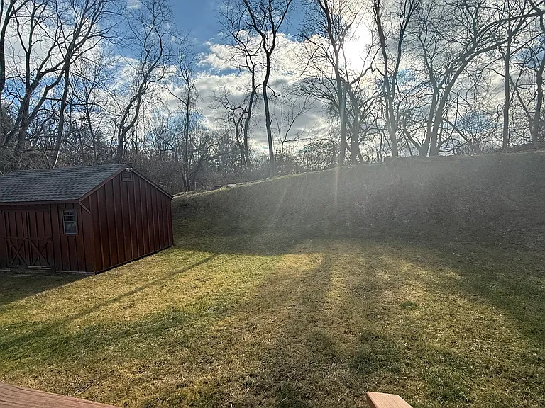 1033 Doe Run Rd — Photo 9
