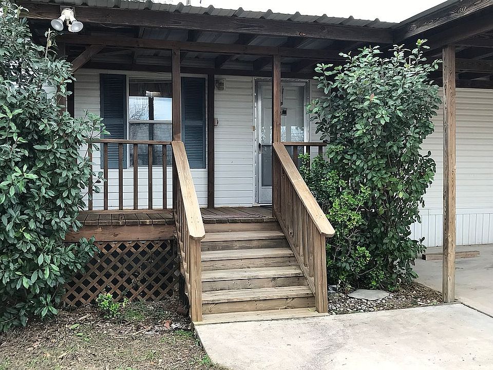 1st image of 1021 County Road 118