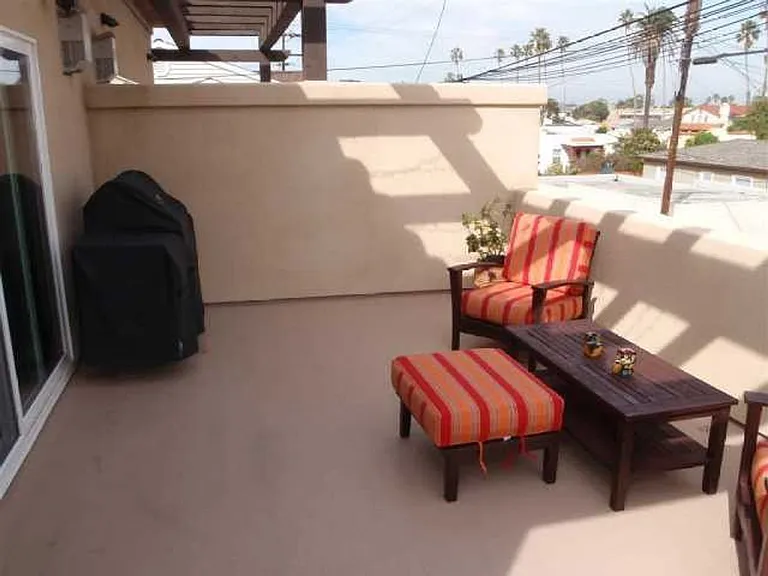 4886 Coronado Ave #B — Photo 8