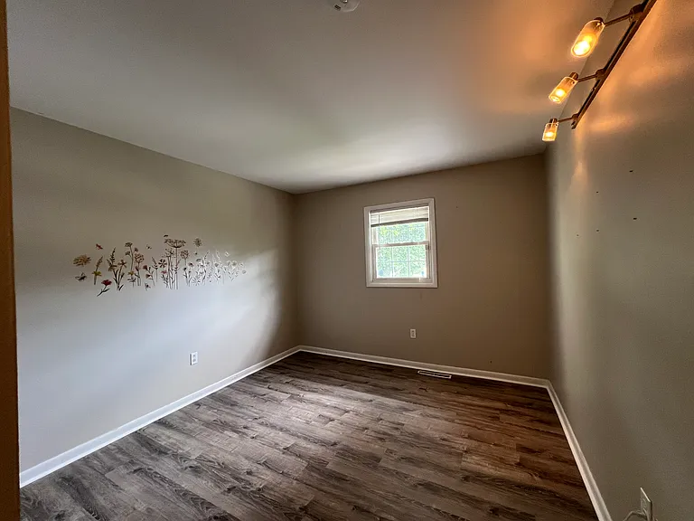 2519 Girard Ave — Photo 17