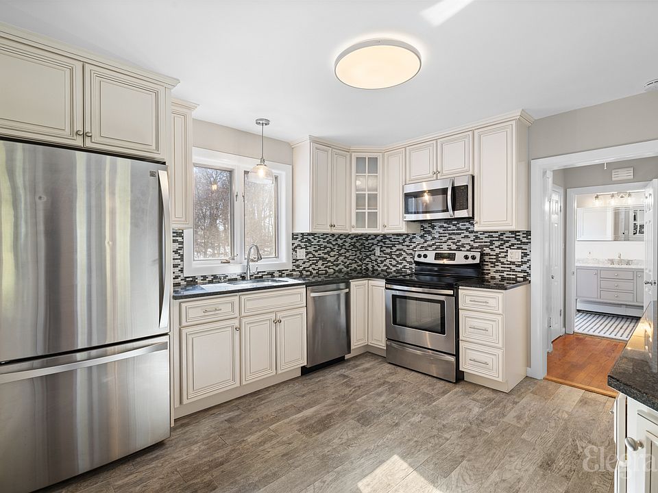1st image of 110 Nethermont Ave Floor 2