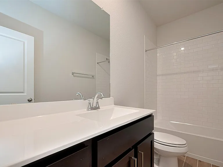 2405 Seamist Cove Ln — Photo 24