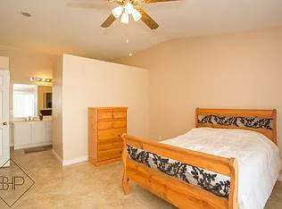 2210 Juneberry Ave — Photo 16