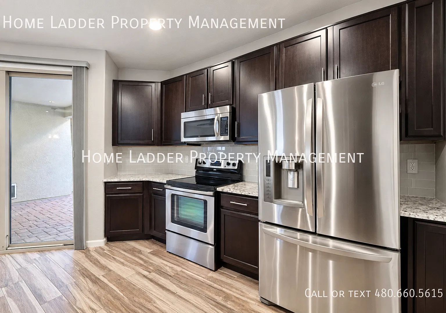Beautifully Updated 3 Bed, 2.5 Bath Home with Bonus Den & Loft! — Photo 4