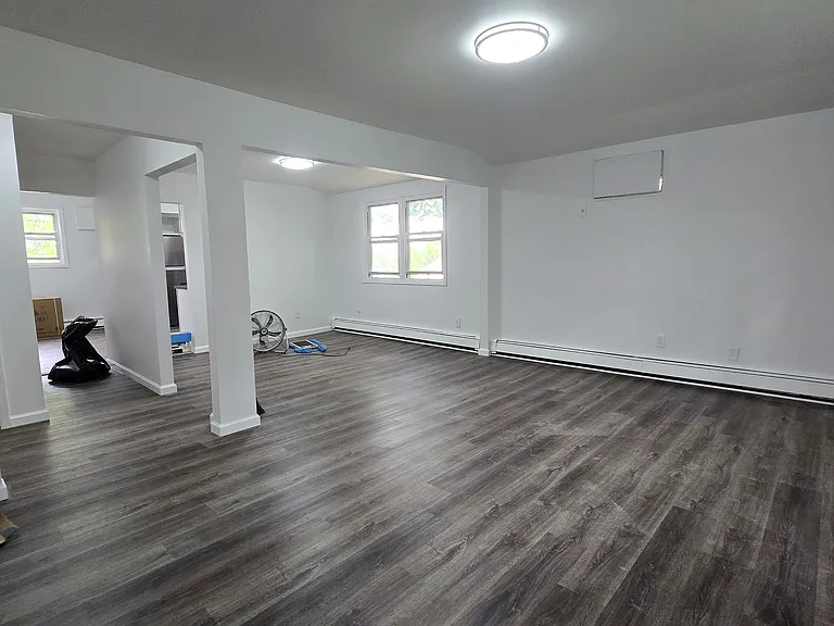 1466 Richmond Rd #2 — Photo 3