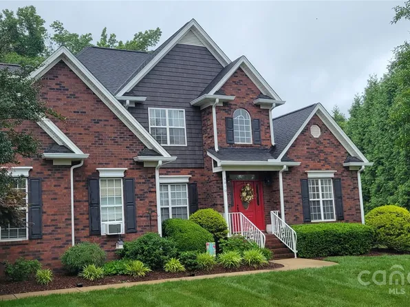 6010 Embassy Ct, Monroe, NC 28110