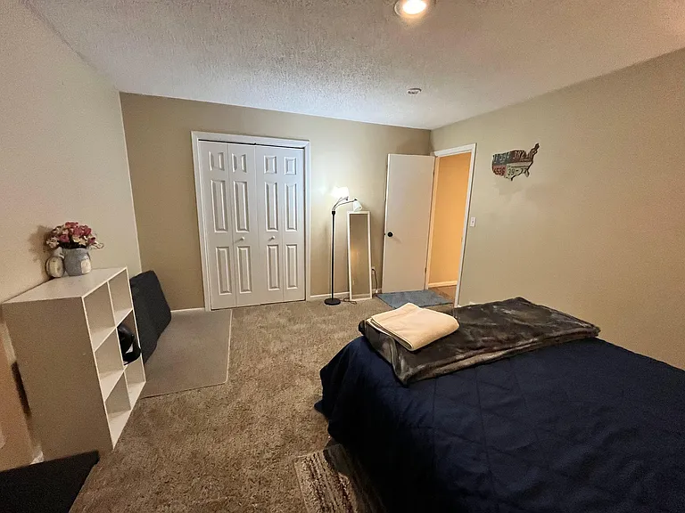1819 N Ridge Dr — Photo 8