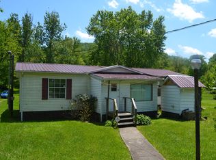 1620 Crosier Rd, Rainelle, WV 25962