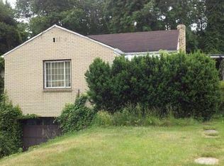 396 Streets Run Rd, Pittsburgh, PA 15236