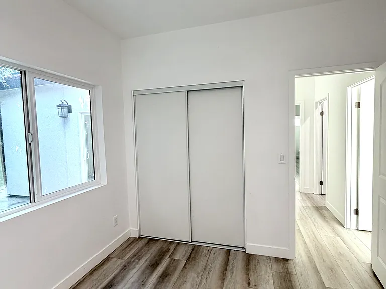 13109 Estes Cir — Photo 11
