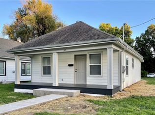 309 W Royle St, Richmond, MO 64085