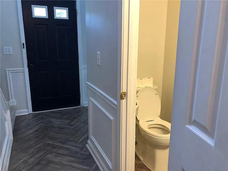 370 Manor Glen Dr — Photo 11
