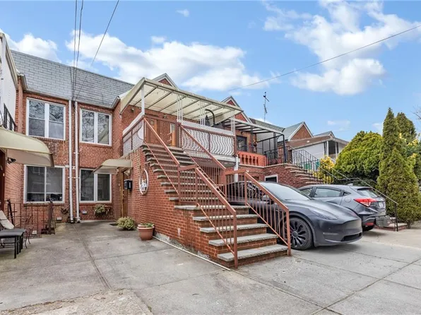 2556 E 26th St, Brooklyn, NY 11235