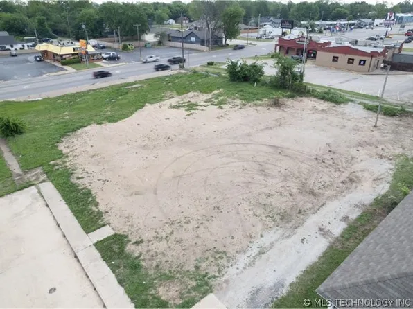 201 S Mississippi Ave, Ada, OK 74820