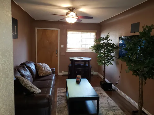 2250 N Quitman St APT 16, Denver, CO 80212