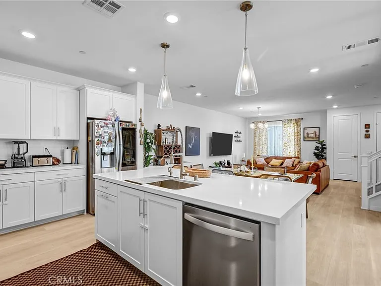 27676 Symphony Pl — Photo 10