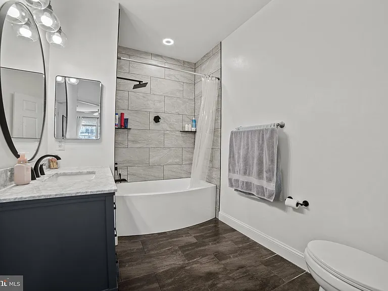 2055 26th St S #5-B06 — Photo 18