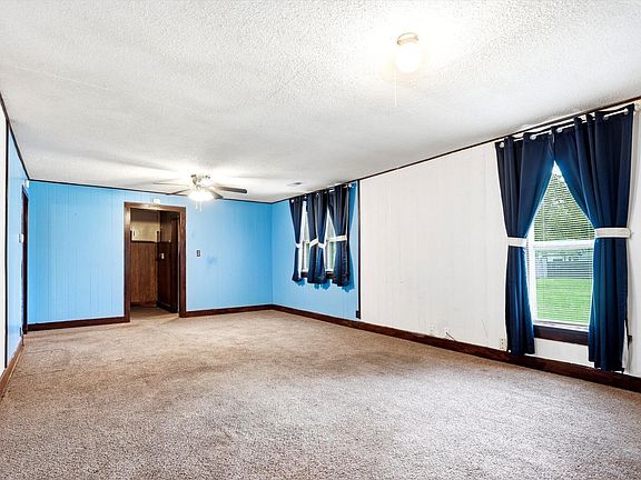 4th image of 810 Lord St