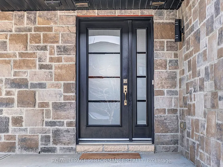 313 Twilight Ave — Photo 3