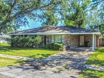 9213 Darby Ln, River Ridge, LA, 70123