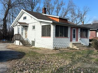 613 N 60th St, East Saint Louis, IL 62203