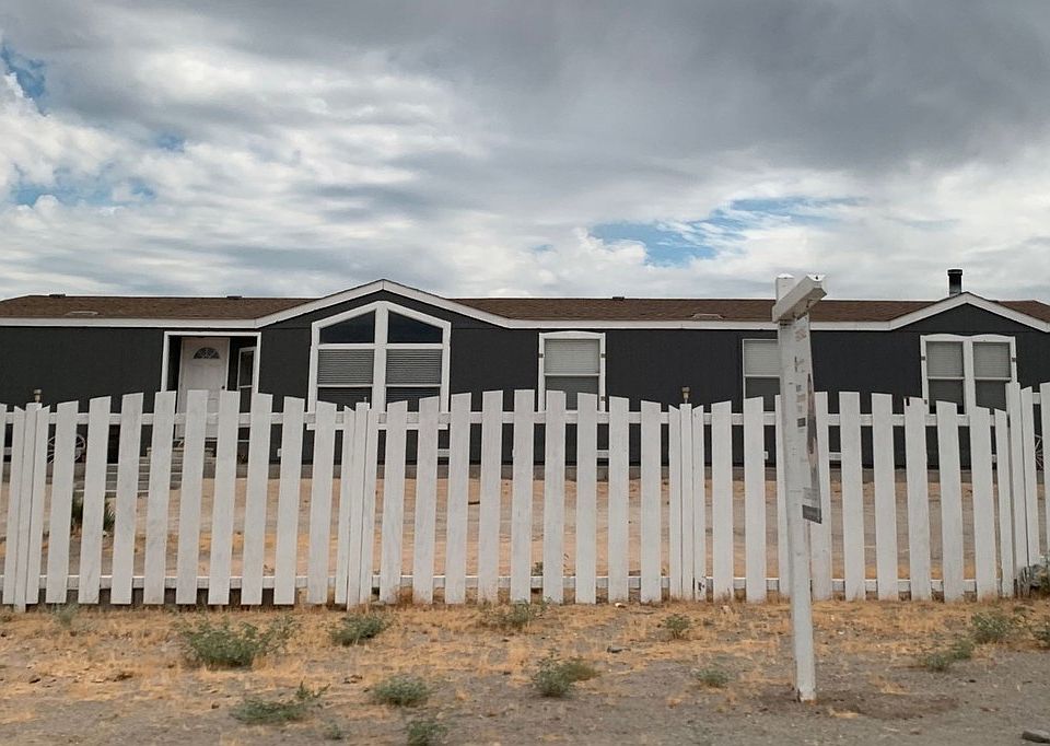 1st image of 3399 Yucca Terrace Dr