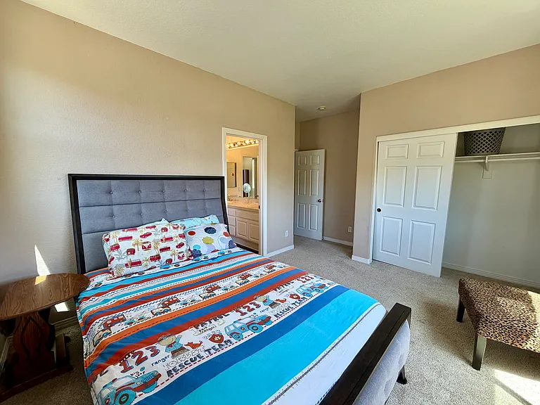 43130 Calle Camellia — Photo 32