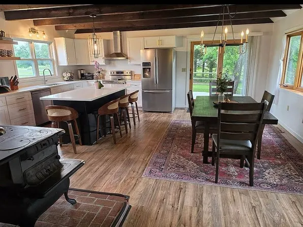 607 Us Route 5 S, Fairlee, VT 05045