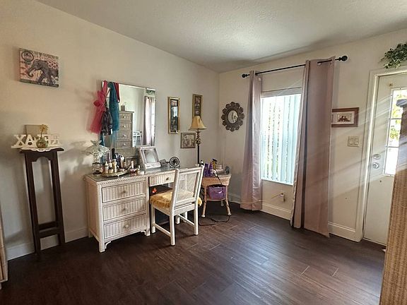 2nd image of 8211 Monitor Dr