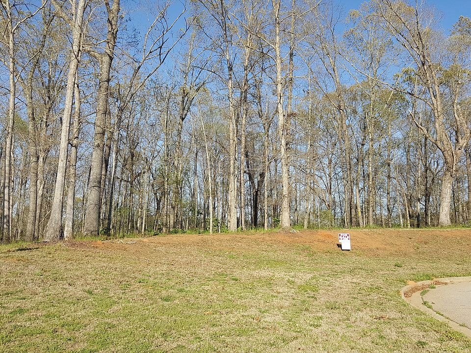 1st image of 450 Silverton Dr #3