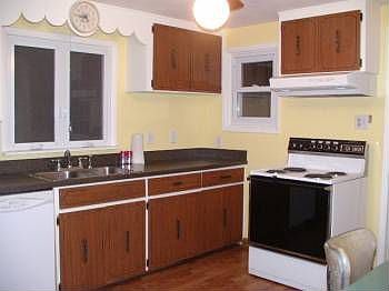 5th image of 15 Reddick Dr