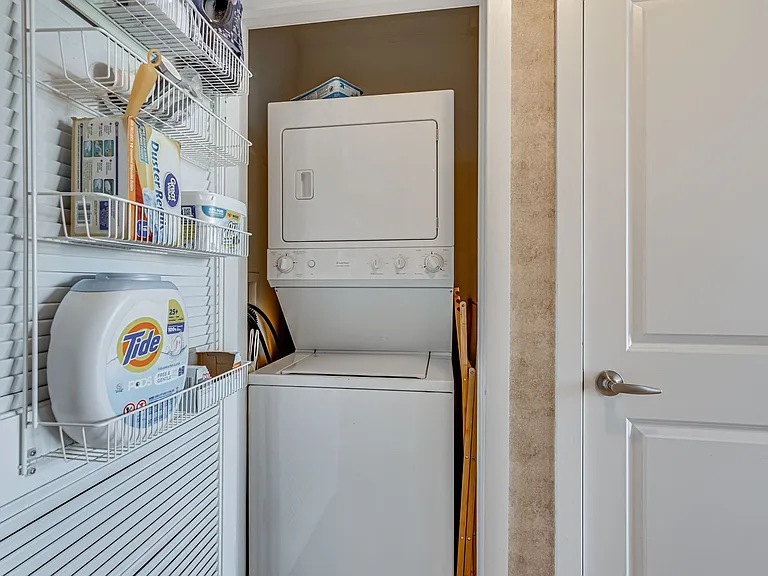 520 John Carlyle St #304 — Photo 16
