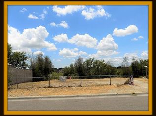523 Commercial St, Eagle Pass, TX 78852