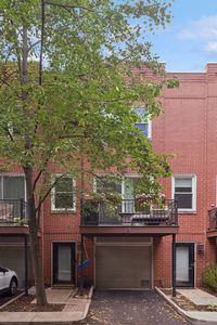 2809 N Wolcott Ave UNIT C, Chicago, IL, 60657