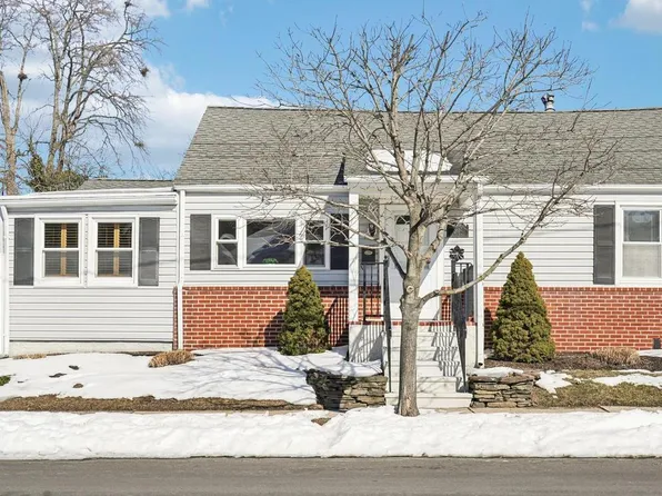 201 Lillian Ave, Hamilton, NJ 08610