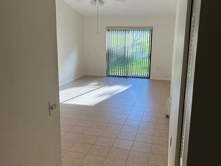 Closet to the right, Kitchen to the left and family room with vaulted ceilings.