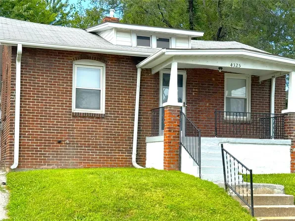 4325 Dardenne Dr, Saint Louis, MO 63120