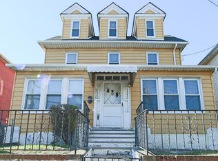 3118 102nd St, East Elmhurst, NY 11369