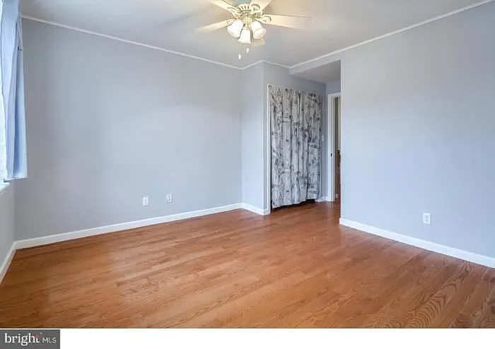 1339 S Bancroft St — Photo 15