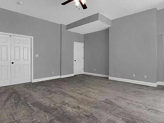 3rd image of 4167 Washington Blvd #B