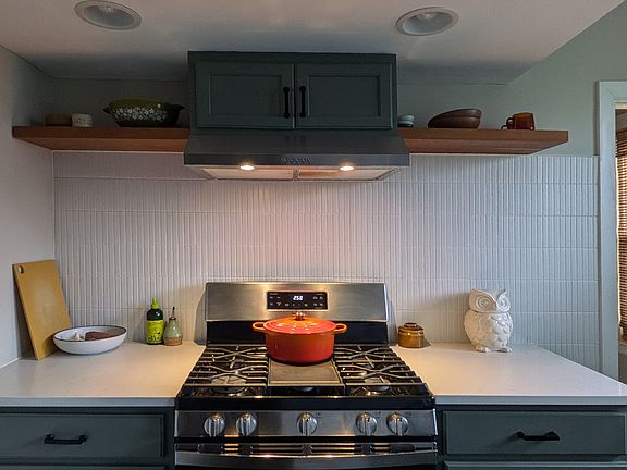 4th image of 64 E Mitchell Ave APT 2