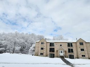 3 Brookside Dr APT 2, Exeter, NH 03833